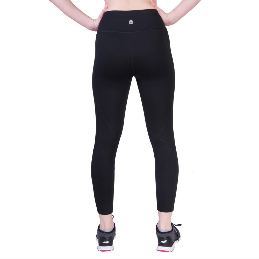 Avia women’s active were